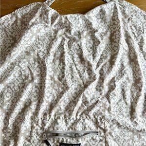 Petunia Pickle Bottom nursing cover